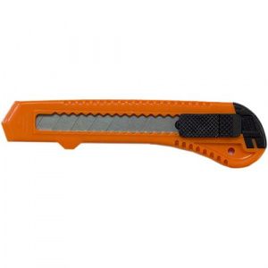 Нож пистолетный с выдвижным лезвием 18мм STARTUL STANDART (ST0930)