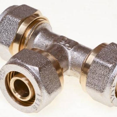 Тройник соед. для м/п трубы 16 х 16 х 16 SK (Т16*16*16-А латунь)